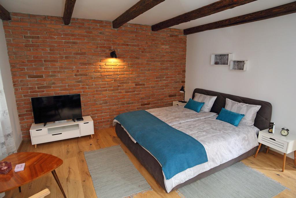 Apartment Little House Ptuj Zewnętrze zdjęcie